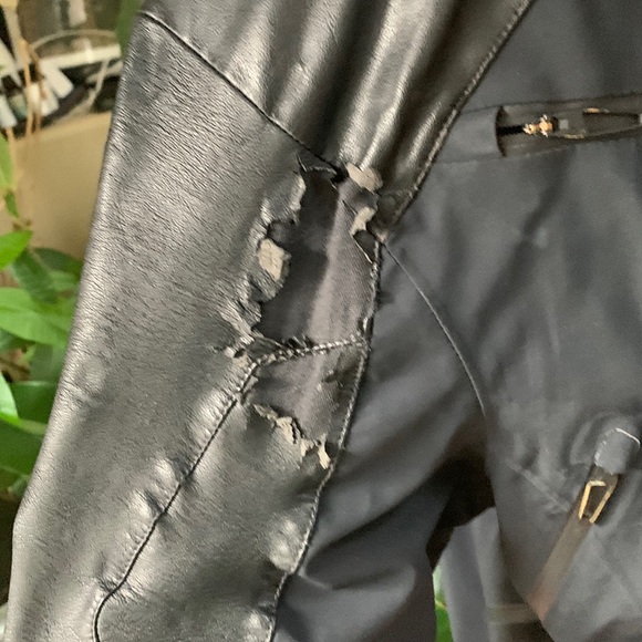 Spyder men’s Pinnacle ski/snowboard jacket - Picture 4 of 12